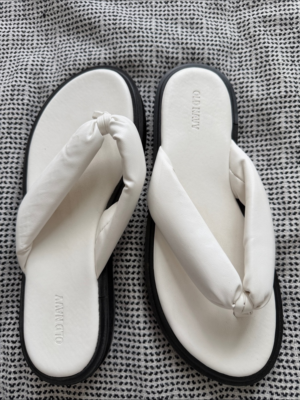 Old Navy White Padded Toe-Post Sandals with Black Sole
